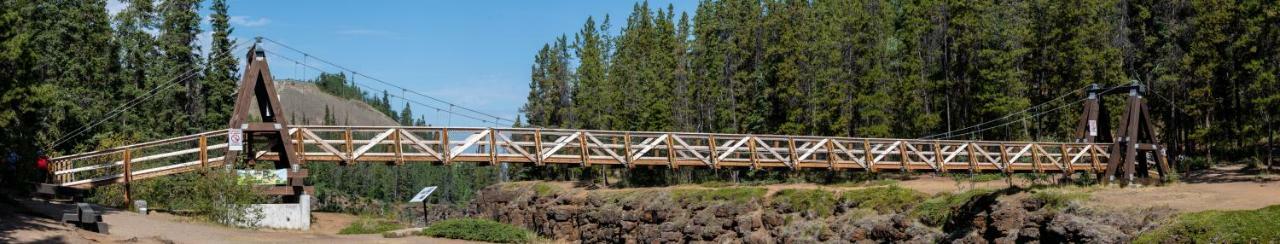 Raven Inn Whitehorse Dış mekan fotoğraf
