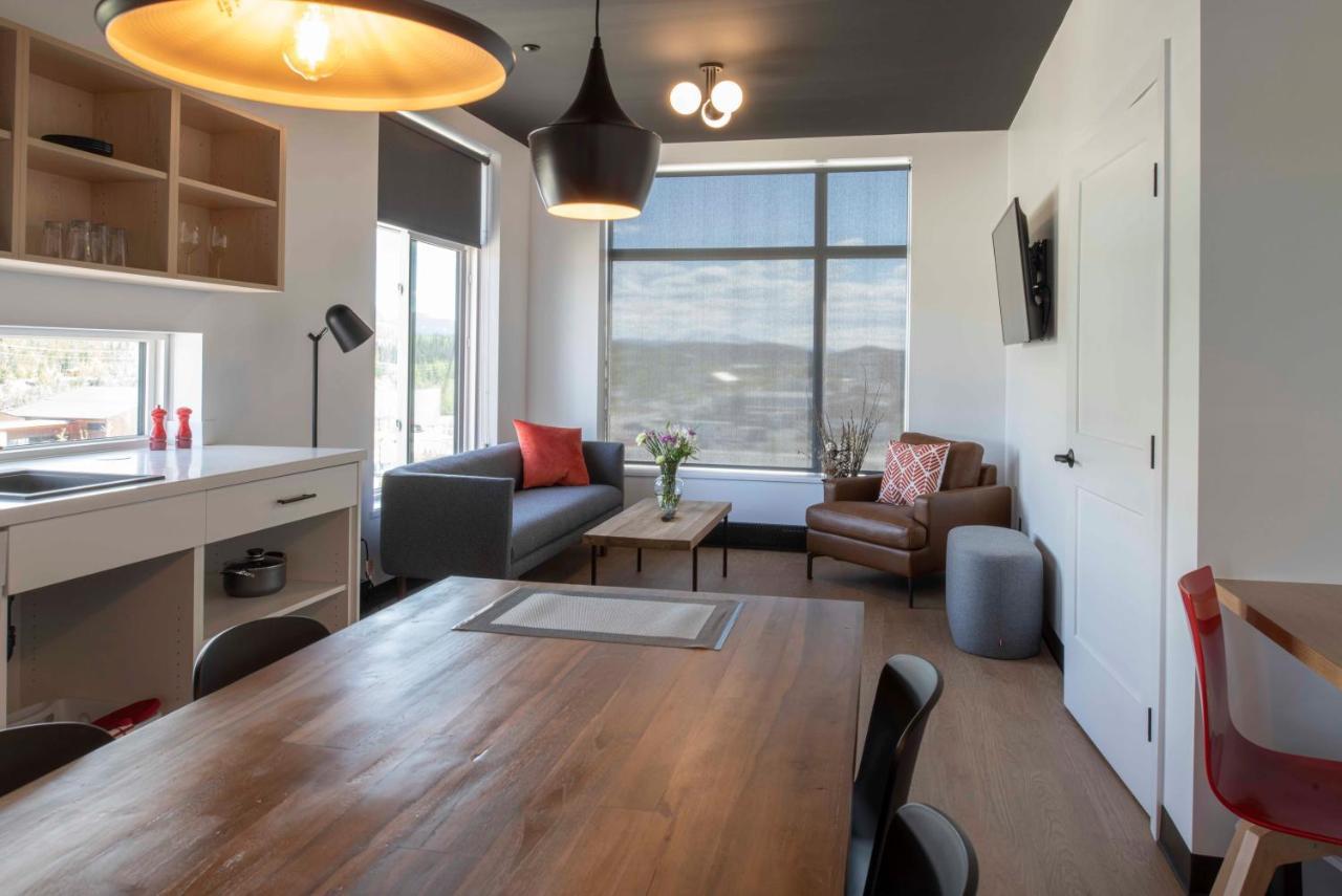 Raven Inn Whitehorse Dış mekan fotoğraf